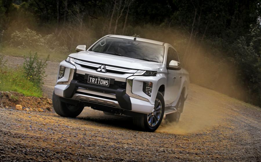  Mitsubishi Triton GLS Premium Club Cab 2019 года  (AU) (фото 5 из 38)